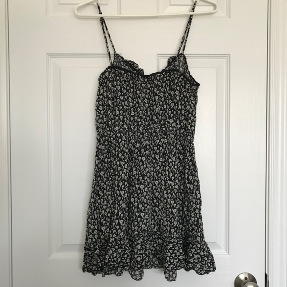 FOREVER 21 Floral Mini Dress M Fit Black Off White Waist Tie Buttons - Picture 14 of 16